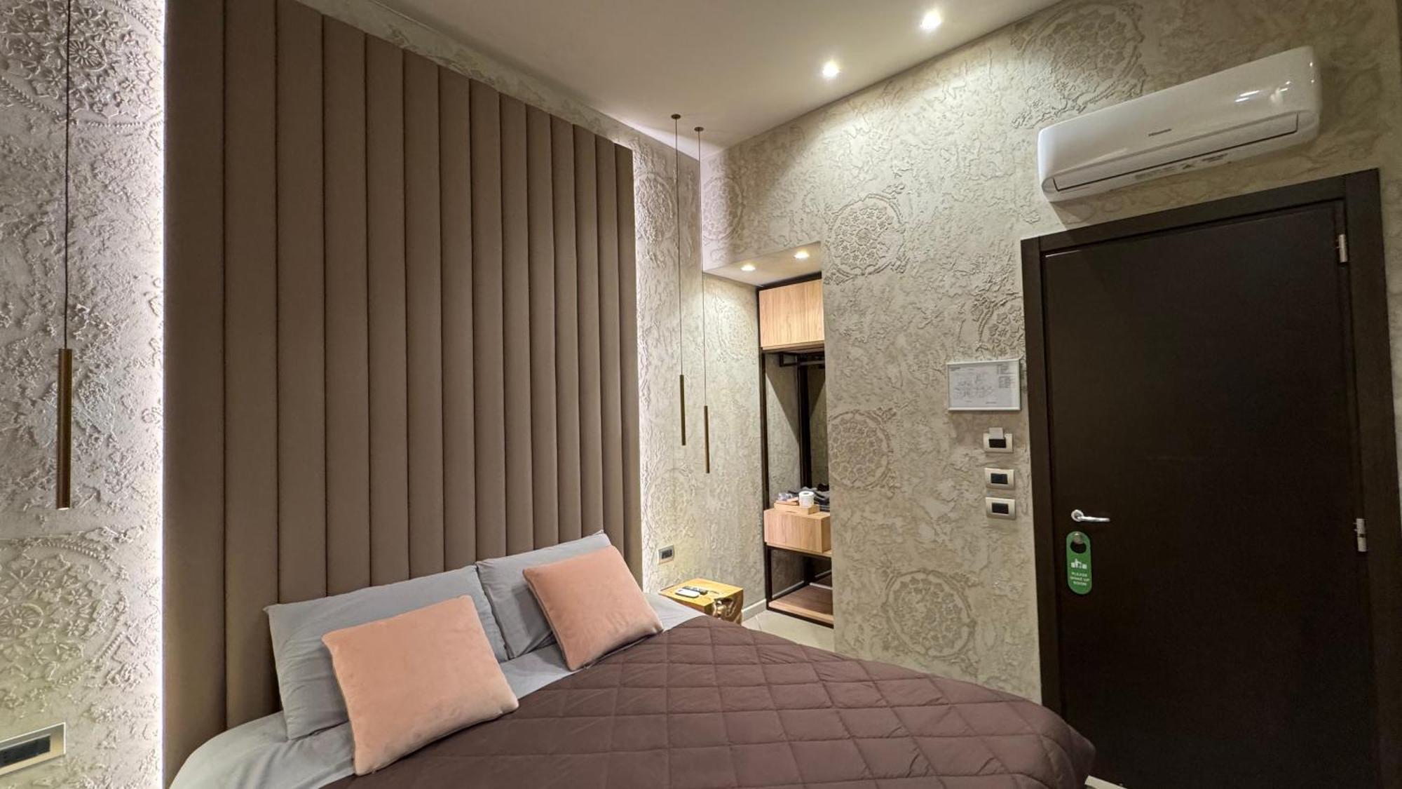 Tropicana Room Caserta Exterior photo